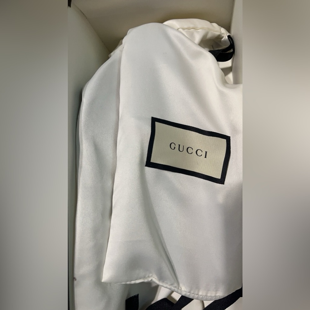 Gucci sandals